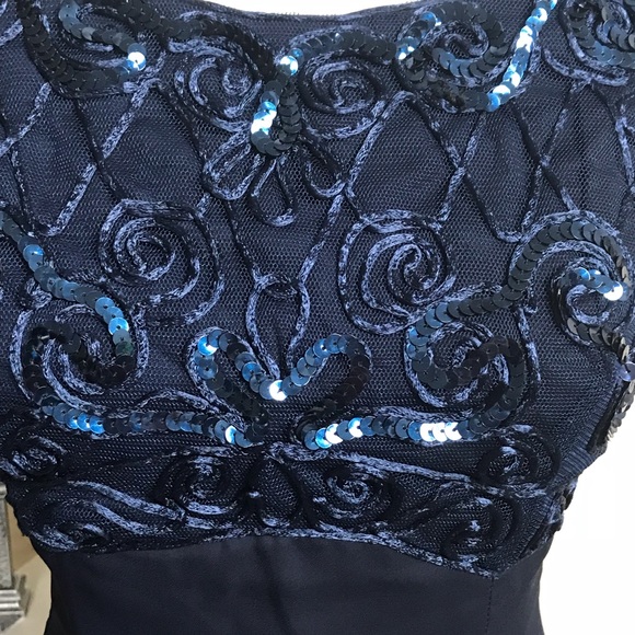 scott mcclintock Formal Modest Homecoming Dress 4 - Picture 2 of 4